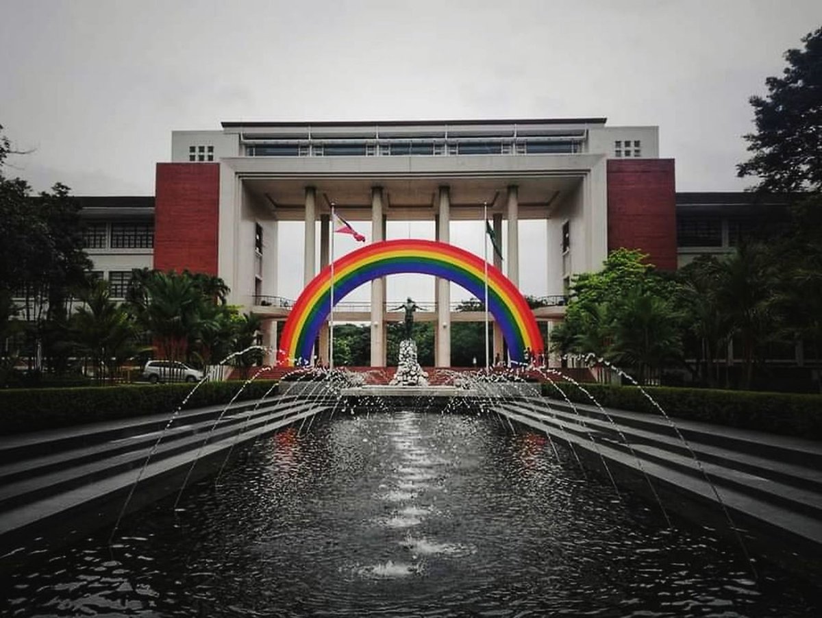 thisisK1M's tweet image. I miss taking photos outside. I miss UP. 🥺🤧 #oble #up #upd #pride #photo #foto #photography