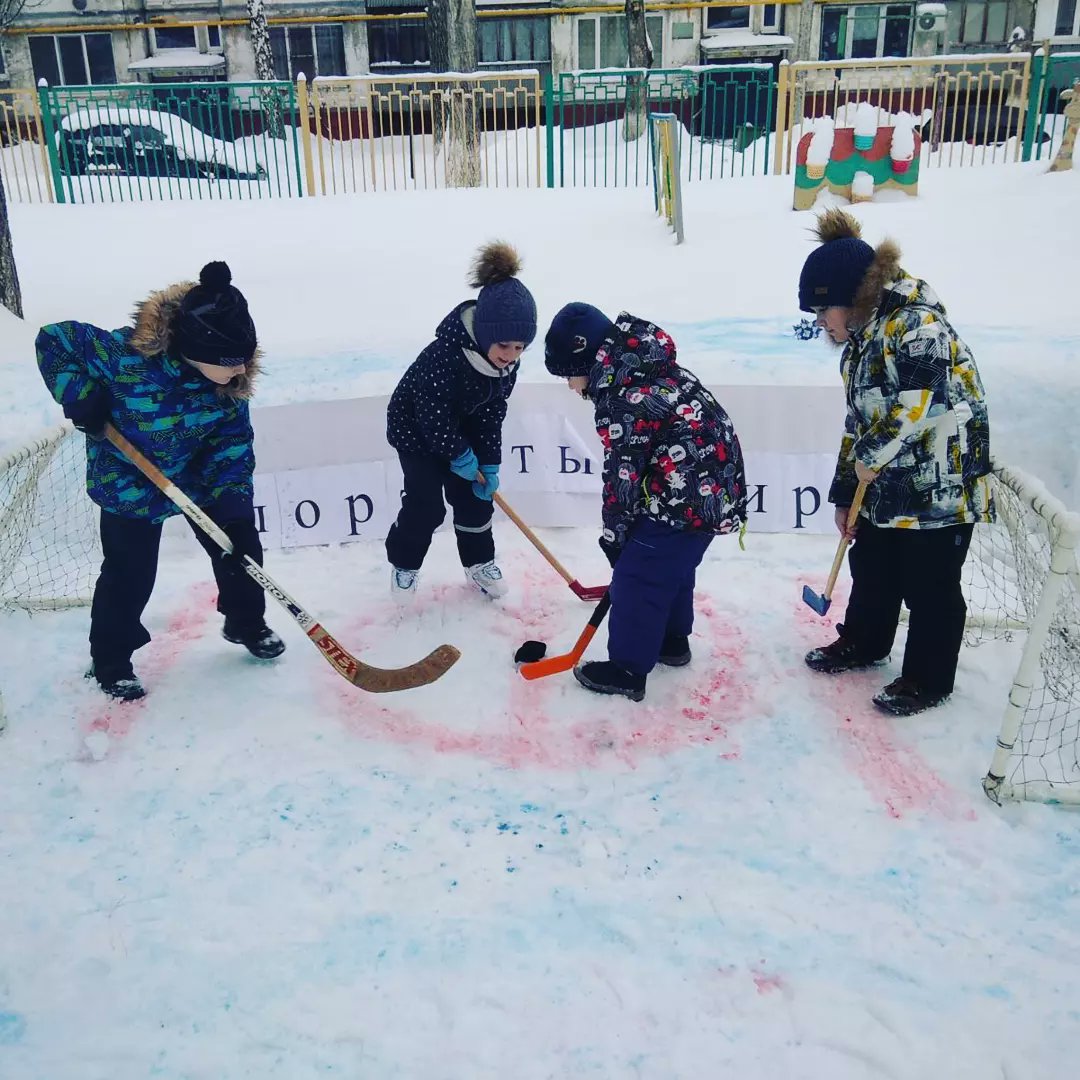 ПРИВЕТ, ПЕКИН -2️⃣0️⃣2️⃣2️⃣!  Олимпийский девиз "Быстрее! Выше! Сильнее!" стал девизом и наших детских зимних олимпийских игр:  сегодня было торжественное открытие, а   всю следующую неделю пройдут спортивные развлечения, игры, турниры @olympic_russia, желаем удачи нашим спортсменам