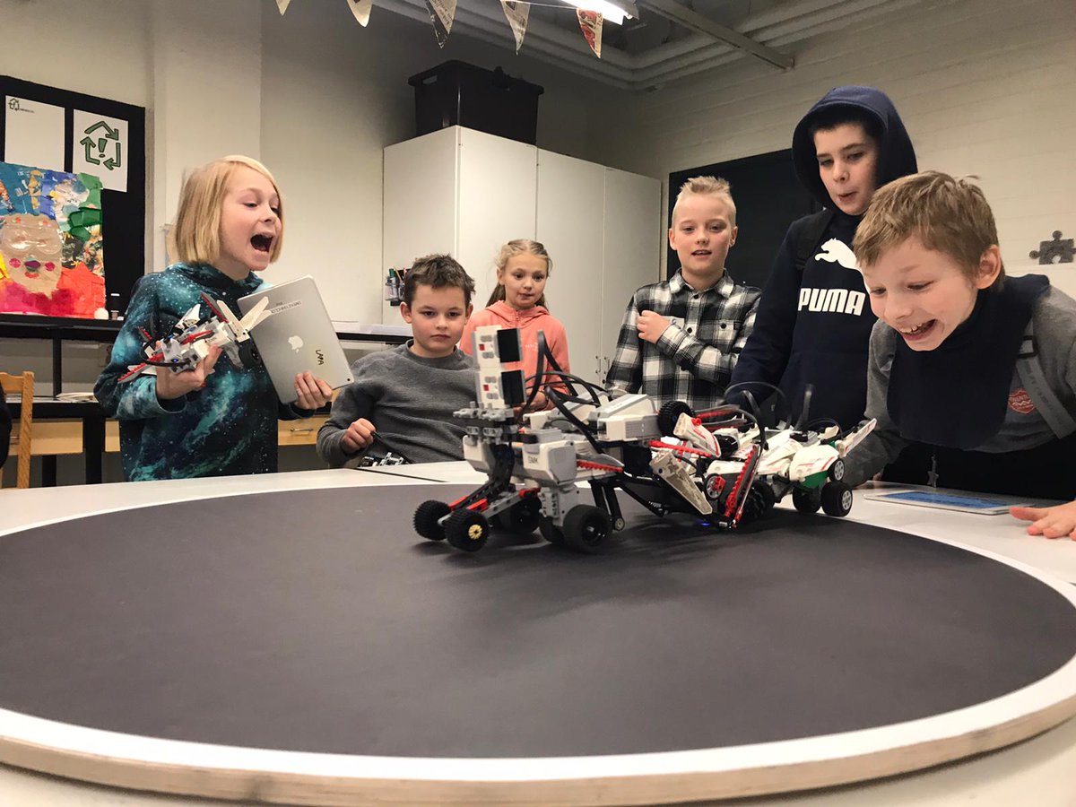 AAnsolahti's tweet photo. #Innokas haastaa peruskouluikäiset mukaan Innokas ohjelmointi- ja robotiikkaturnaukseen 1.2.-12.5.22!
Lue etäturnauksesta:https://t.co/hxF1DgRbxD Yhteistyössä:@opetushallitus @TechFinland100 @enfuce @Roboyhdistys @NormetGroup @OP_Ryhma #tevella #upknowledge @TEK_akateemiset https://t.co/gmrv5CP9zb