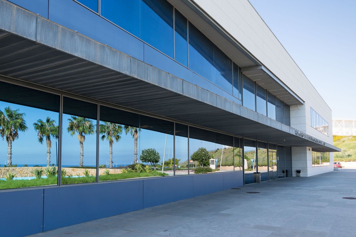 TechFabLabCV's tweet photo. 🧐¿Conoces nuestras instalaciones en el complejo de Agua Amarga?
Este es nuestro edificio 2 😍, sede de #empresasDDCV como @minsaitbyindra, @apunt_media o #Dodit by @GGTECH_es.
👩💻¡#DistritoDigitalCV ,un lugar ideal para trabajar!
https://t.co/CpTsXCEdDG https://t.co/MbtWh8jl7m