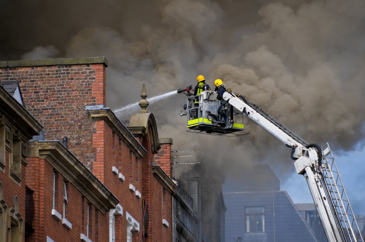OrdnanceSurvey's tweet photo. OS MasterMap is being utilised by @NW_Fire_Control to improve emergency response times.
It ensures that the closest available resources are deployed to incidents regardless of their location.
Find out more: https://t.co/7CFxHHoYVE
#PublicSector #OSData https://t.co/i5Yh2pbbo0