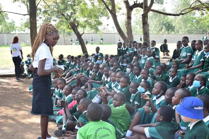 GiselleOrg's tweet photo. Taking care of yourself is a precept in @WayToHappiness, and sharing it early with children through good choices intervention is essential as they grow up, #menstrualhygiene education is part of the precept, in addition we are donating sanitary pads to disadvantaged girls. https://t.co/cFj9ivHqsF