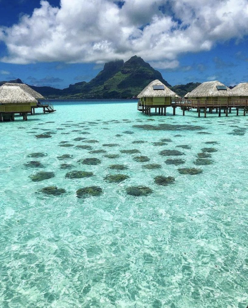 W0rld2026's tweet photo. Bora bora https://t.co/DlidI3LJIy