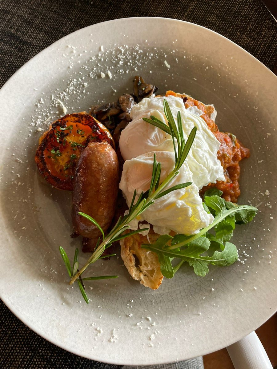 Westdene finally has its own all-day neighbourhood cafe-bar hangout, <a href="/EmziniLove/">EmziniWestdene</a> and it's a winner. Read our review here bit.ly/EmziniWestdene