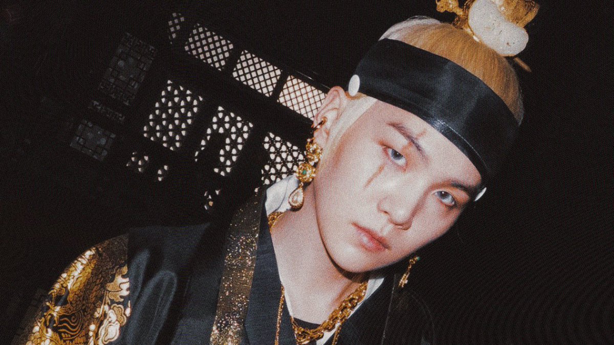 yoonfiilms's tweet photo. agustd 📸 https://t.co/Djd8lORTZH