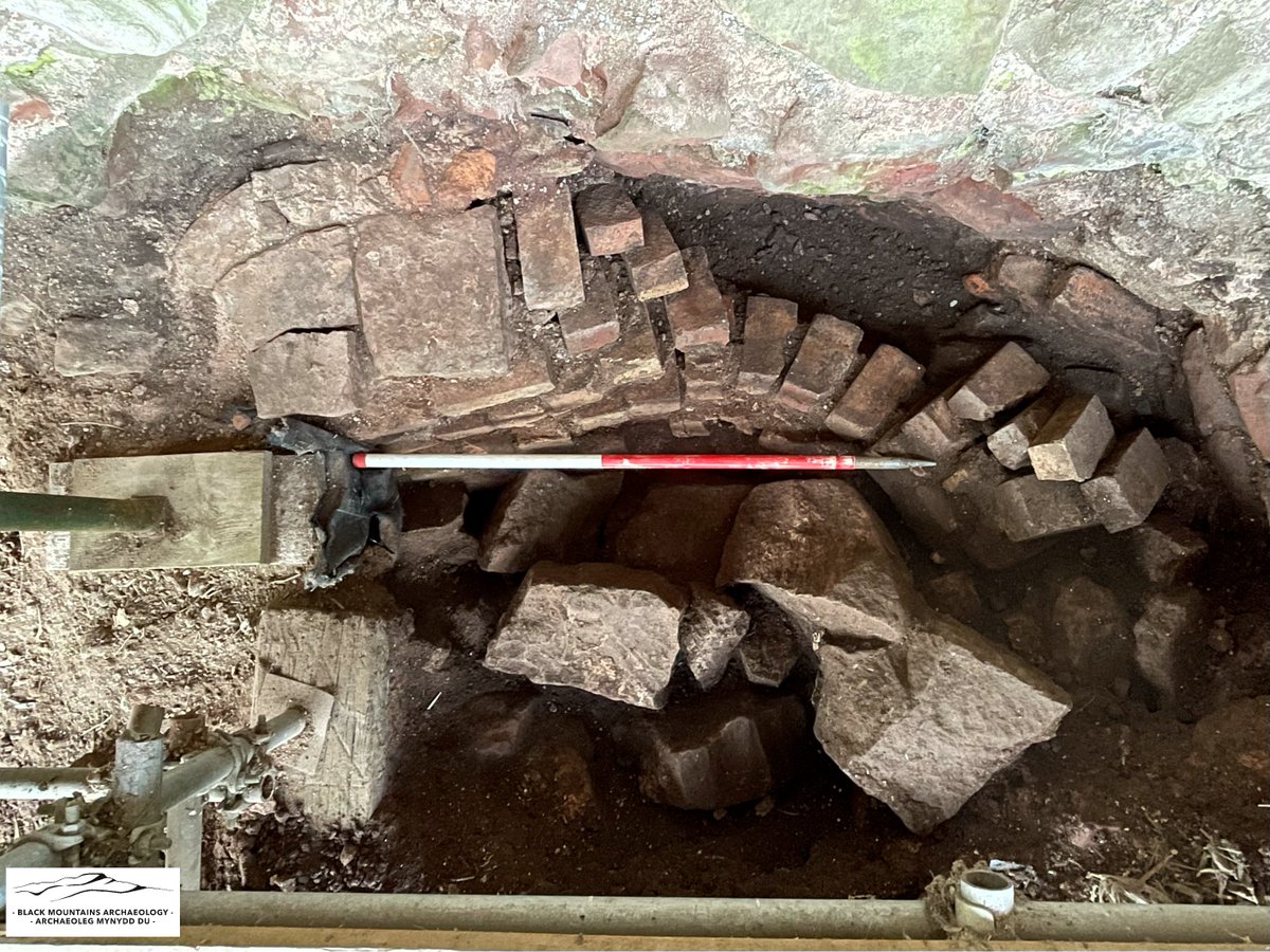 An interesting find at Gunns Mill this week by <a href="/BMArchaeology/">Black Mountains Arch</a> - a curved brick structure topped with small flat stones. It looks like a 18th or 19th century kiln, but what it was heating is currently a mystery. Us architects are hoping it's a pizza oven :). #Gloucestershire