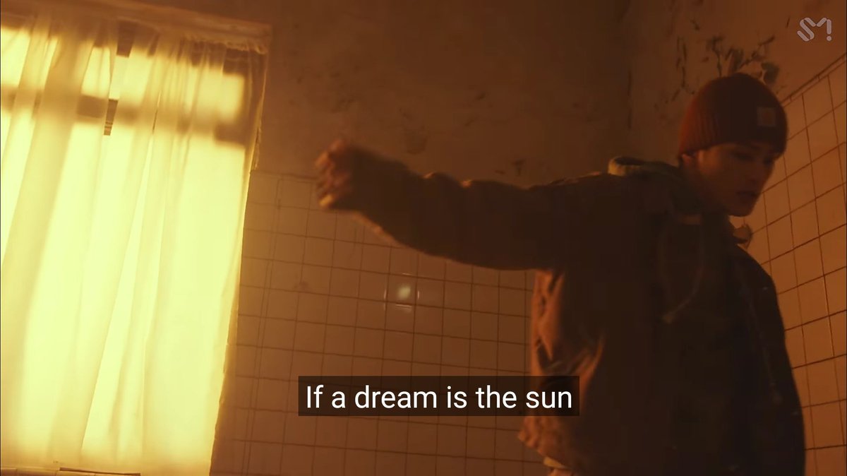 popstarmark's tweet photo. "if a dream is the sun my mind is like earth all day revolving around the sun" https://t.co/9wUodphmaW