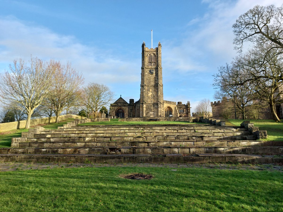 Hike1000miles's tweet photo. When you go for a run with no planned destination or a route. Wherever legs take me 🏃‍♂️😀👀
#getoffthechair #run #cityrun #urbanrun #architecture #scenery #discover #exploring #explore #goodbye #heritage #history #Castle  #priory https://t.co/chkyzyFWhY