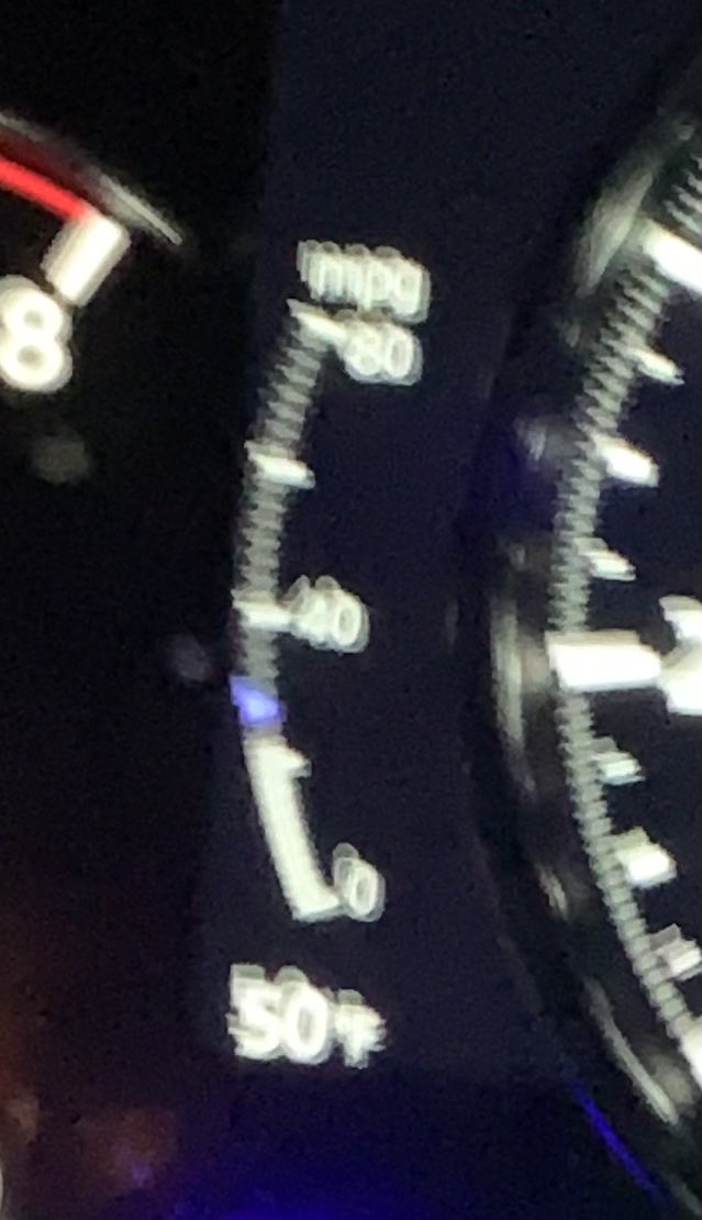 NicoleNalepaTV's tweet photo. I call this photo: “confusion on February 4th”.
It was 50 degrees on my drive into work this morning.. But temperatures are going to DROP later and that’s why we are in an #EWWA! Icy conditions are expected 🧊
Please be safe today! 🙏🏻
#teamcoverage #seeyouon3 #WFSBthisAM #WFSB https://t.co/KT95aA6QtC