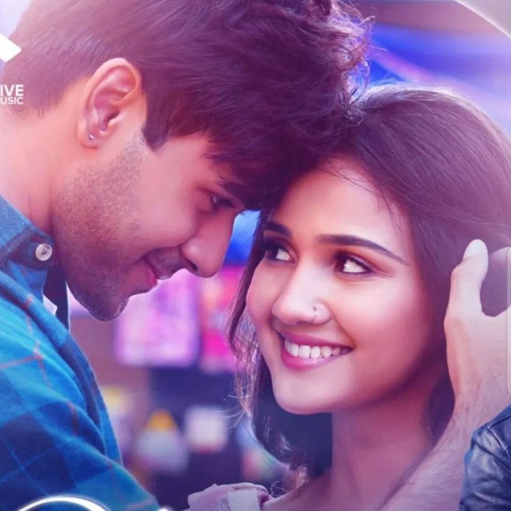 GoofyAshdeep_'s tweet photo. Keep streaming DTC☘🧿❤
#diltujhkochahe #Ashdeep #ashdeepmv https://t.co/B1fUwZSxe0