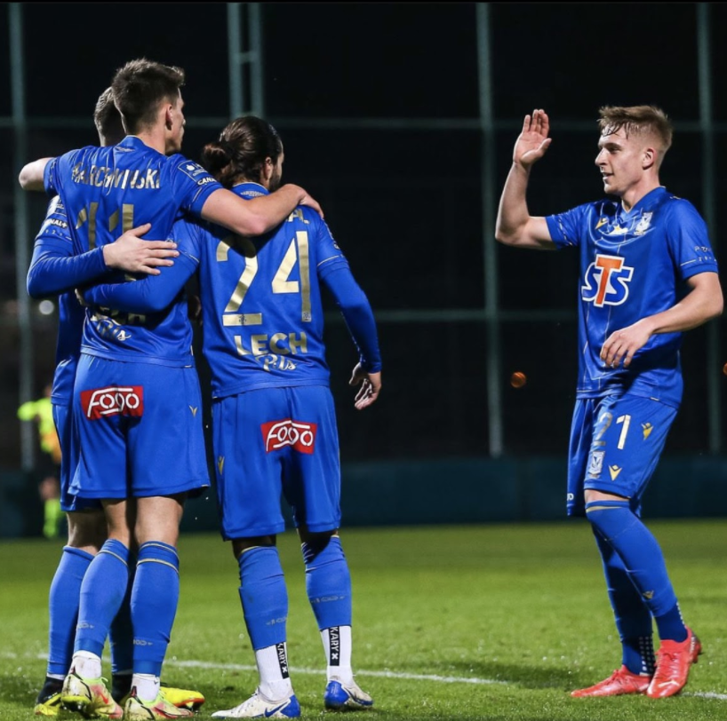 AliExpressRP's tweet photo. Wspieramy! Walczymy! Jesteśmy z Wami! Niebiesko-białe zawsze w grze! @LechPoznan
#NaprzódWiara #LechPoznań #AliExpressPL #AliPolska https://t.co/63ohpGZOxk