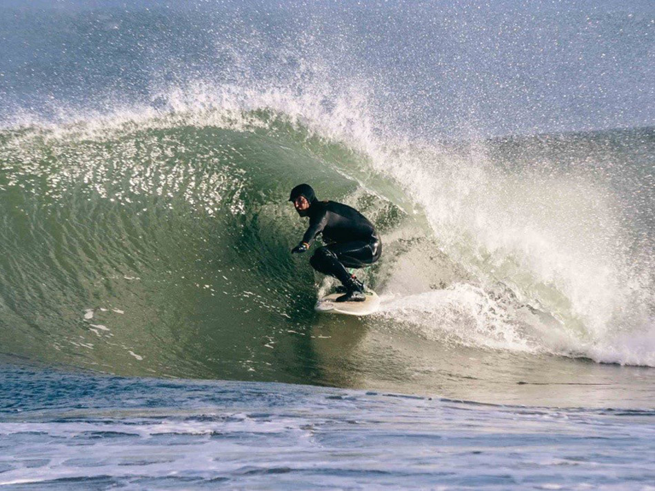 The northern hemisphere is still deep into winter, so what better than a few tips on #surfing in cold water!

Make the winter season one that is chock full of great waves and lasting memories.

Tips For Surfing In Winter &amp; Cold Water: academyofsurfing.com/news/tips-for-…