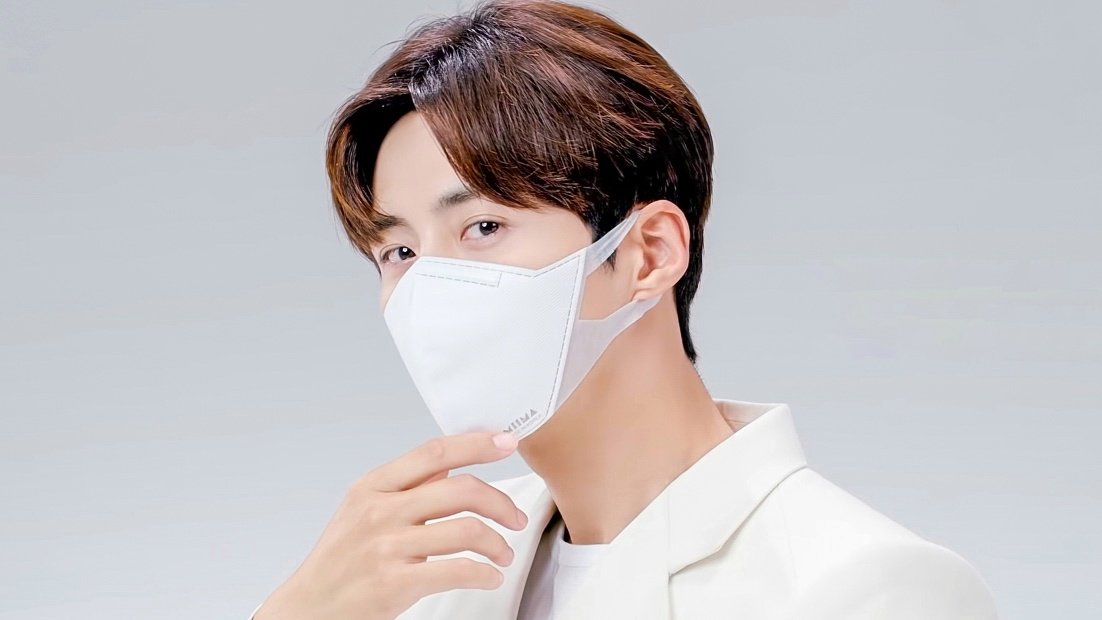 SEONHOLOOKS's tweet photo. KIM SEONHO X MIIMA
#MiimaMaskUp_with_Seonho
#선호와_선호하는_미마마스크 https://t.co/epz38XRJFF