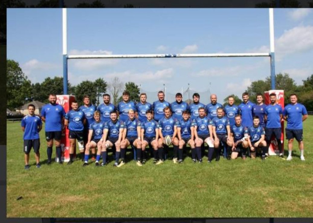All the best tonight <a href="/blu_harri/">HARRI BLU</a> the whole of <a href="/LoughorRFC/">Loughor RFC</a> are proud.. #uppablues