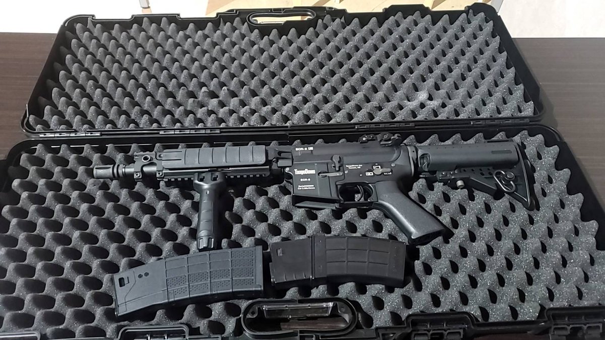 bp_hiroshima's tweet photo. 遂に当店にも ＃Vectoroptics が‼
と思ったら2秒で完売。。。

仕方ないので、
＃EvolutionAirsoft さんのTangoDown ECR-5 フルセット入ったので上げておきます。

いやメタル感半端ねぇΣ(･ω･ﾉ)ﾉ！

ご予約はコチラ↓↓
https://t.co/R1lPGeuMOz

＃サバゲー ＃ブレポ広島 #広島 https://t.co/YZ7a38hfto