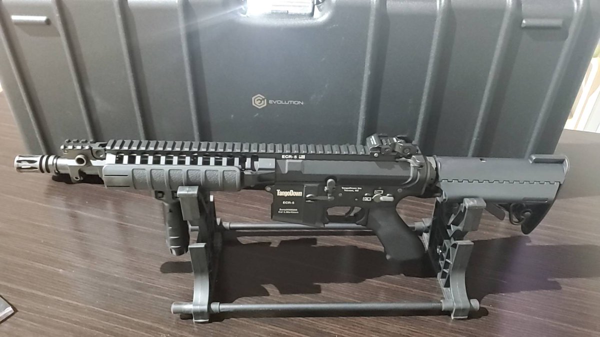 bp_hiroshima's tweet photo. 遂に当店にも ＃Vectoroptics が‼
と思ったら2秒で完売。。。

仕方ないので、
＃EvolutionAirsoft さんのTangoDown ECR-5 フルセット入ったので上げておきます。

いやメタル感半端ねぇΣ(･ω･ﾉ)ﾉ！

ご予約はコチラ↓↓
https://t.co/R1lPGeuMOz

＃サバゲー ＃ブレポ広島 #広島 https://t.co/YZ7a38hfto