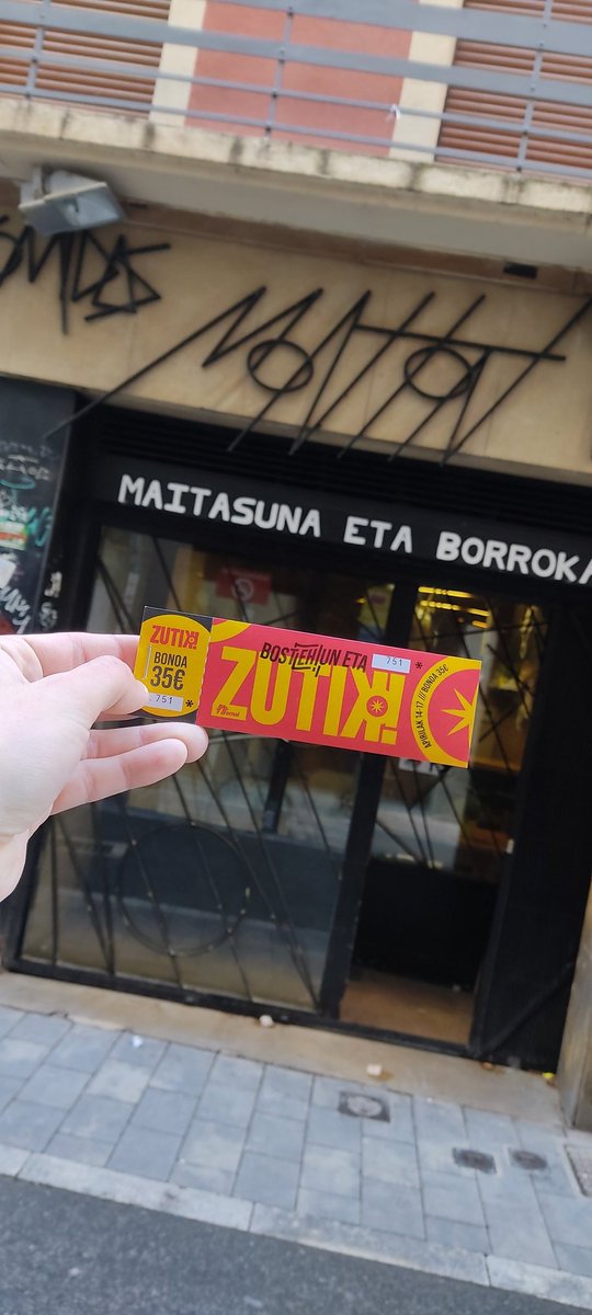 ernai_irunerria's tweet photo. #ZUTIK
Gazte martxarako bonoak salgai daude Aitzina, Monton eta Herriko tabernan! Bizkor ibili, prezio berezia dute eta😉

Apirilak 14-17 /// Zugarramurdi · Erratzu · Elizondo

#gazteokindependentzia https://t.co/dPFjEFIv9R