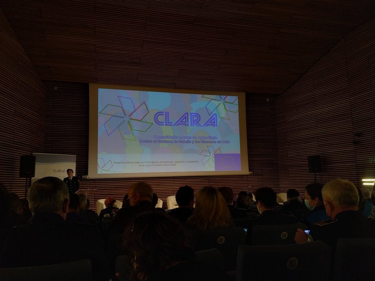 Hoy estamos en el acto final del <a href="/ClaraProyecto/">Proyecto Clara</a>, tras dos años de trabajo se presentan los resultados
y los productos desarrollados en la distintas comunidades locales de aprendizaje.