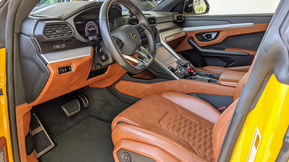 MrAmakyi's tweet photo. It's always something special whenever we do a maintenance wash for this Urus.
Elitte Detailing, Your No.1 Auto Detail Experts.
Please RT, we don't only work on "flashy" cars, we'll be more than happy to work on your car. https://t.co/9IwUzky5nw