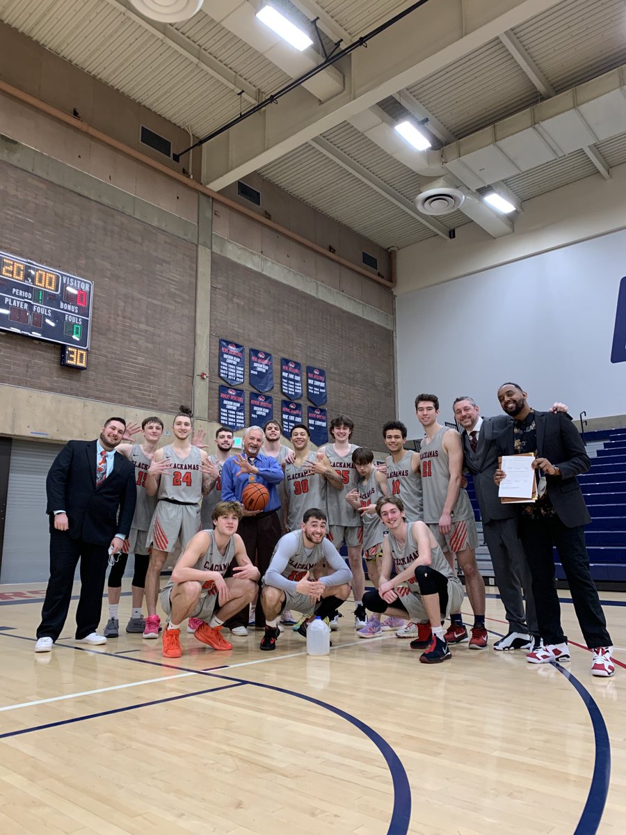 Coach Wegs tweet media