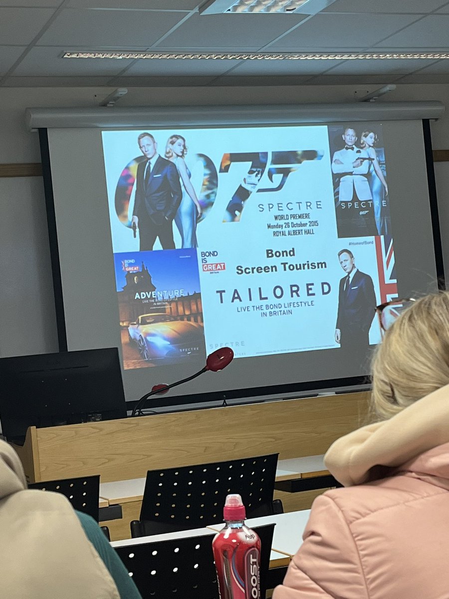 Rebeccaxlynn16's tweet photo. Ending week 2 with contemporary Tourism #filmtourism #screentourism #ulsteruni @PeterBolan https://t.co/09UUmmlNxk