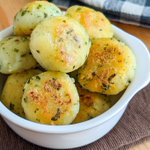 小腹が空いたときのおやつにも良さそう!青のり×塩の味付けが美味しそうな「いももち」レシピ!