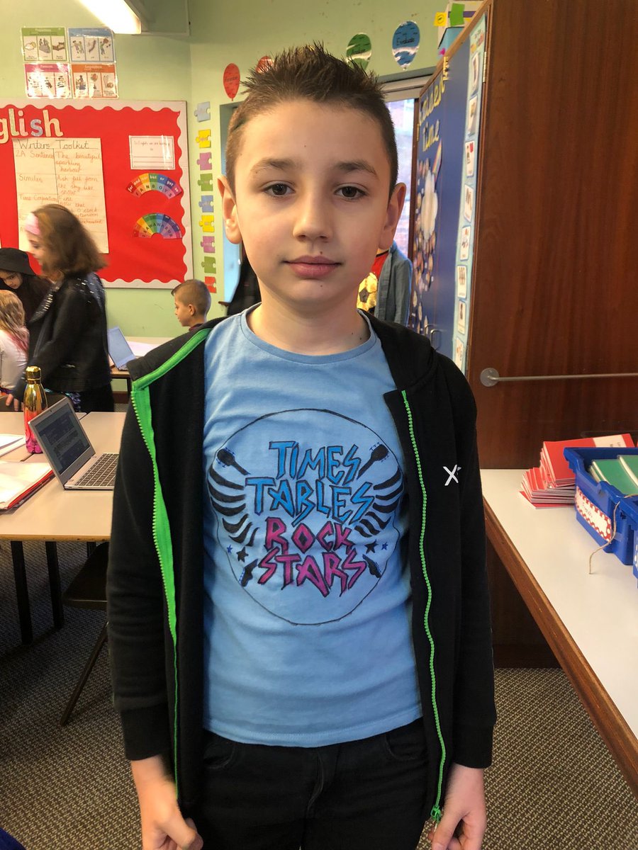 Fosse_TMET's tweet photo. 🎸🎸🎸Miss Orchard is extremely impressed by this Y3 homemade rockstar outfit!  #fosserocks🎸🎸🎸 https://t.co/LX58kpBEG9