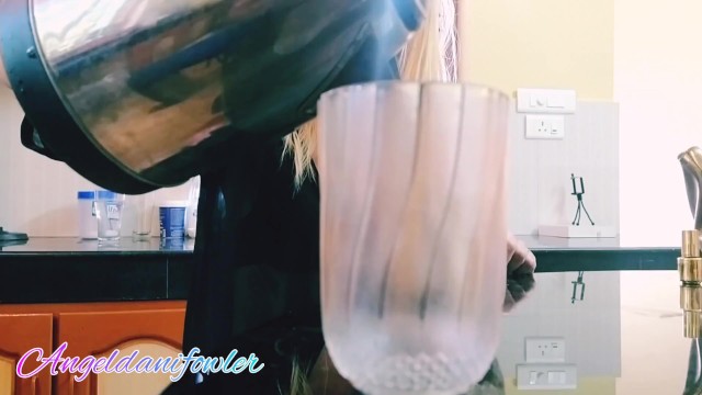 Fresh video on PornhubModels - get it while it's hot: https://t.co/ungSDnuxSI https://t.co/vczMMyxfo