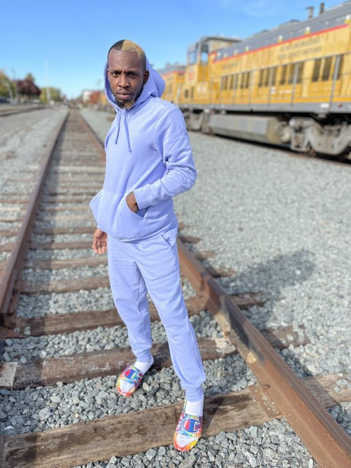 Watch Kur's leaked NSFW photo on TwXstars