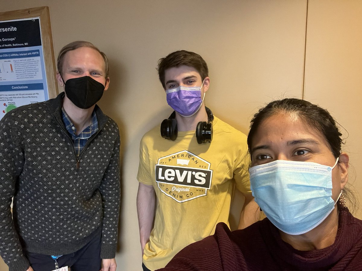 CBanuelosPhD's tweet photo. Zach’s last day in the Rapp lab. He has been an amazing lab member and will be missed! Looking forward to all his successes at UTHSC in @stxmstp. #MDPhD #agingresearch #NIH #NIATrainee https://t.co/8DCV9lms3o