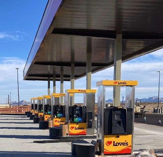 gilbarcoinc's tweet photo. "Loves" it ❤️ Another great job by DH United Fueling Solutions. #EMVready ✅ 💪 https://t.co/M1VC7HTUwT