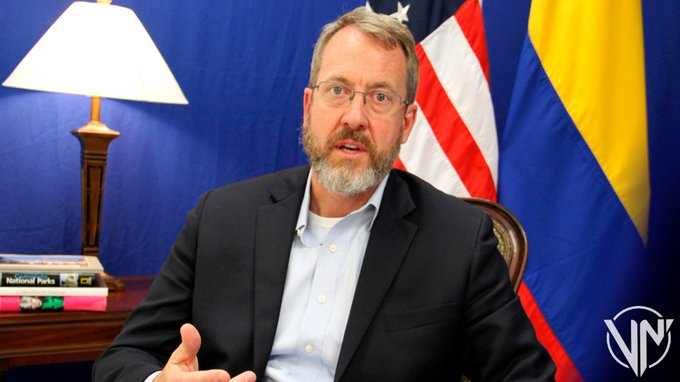 James Story admite que EEUU "trabajó" con Cabo Verde para secuestrar a Alex Saab (+Video) venezuela-news.com/story-admite-e… a través de <a href="/Agencia_VN/">Agencia Venezuela News</a> 

#4FLaRebeliónPermanente
#RebeliónPermanente 
#FreeAlexSaab 

<a href="/NicolasMaduro/">Nicolás Maduro</a> <a href="/POTUS/">President Donald J. Trump</a> <a href="/ONU_es/">Naciones Unidas</a> <a href="/Pontifex_es/">Papa León XIV</a> <a href="/KremlinRussia_E/">President of Russia</a> <a href="/ONU_derechos/">ONU Derechos Humanos - América del Sur</a>