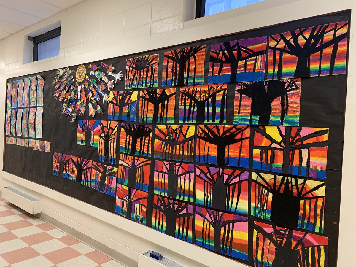 anitrichter's tweet image. Third graders are working on art pieces with negative/positive spaces with Ms. Pfister, Lewis’s fabulous bilingual art teacher. #arteenespañol @RedClaySchools @LewisBeeNews