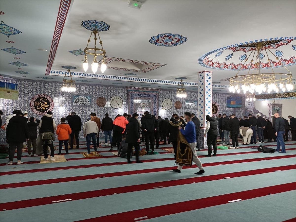 DitibStrasbourg's tweet photo. Regaip Kandili derneklerimizde yapılan programlarla ihya edildi. https://t.co/hBCH1KUPXZ