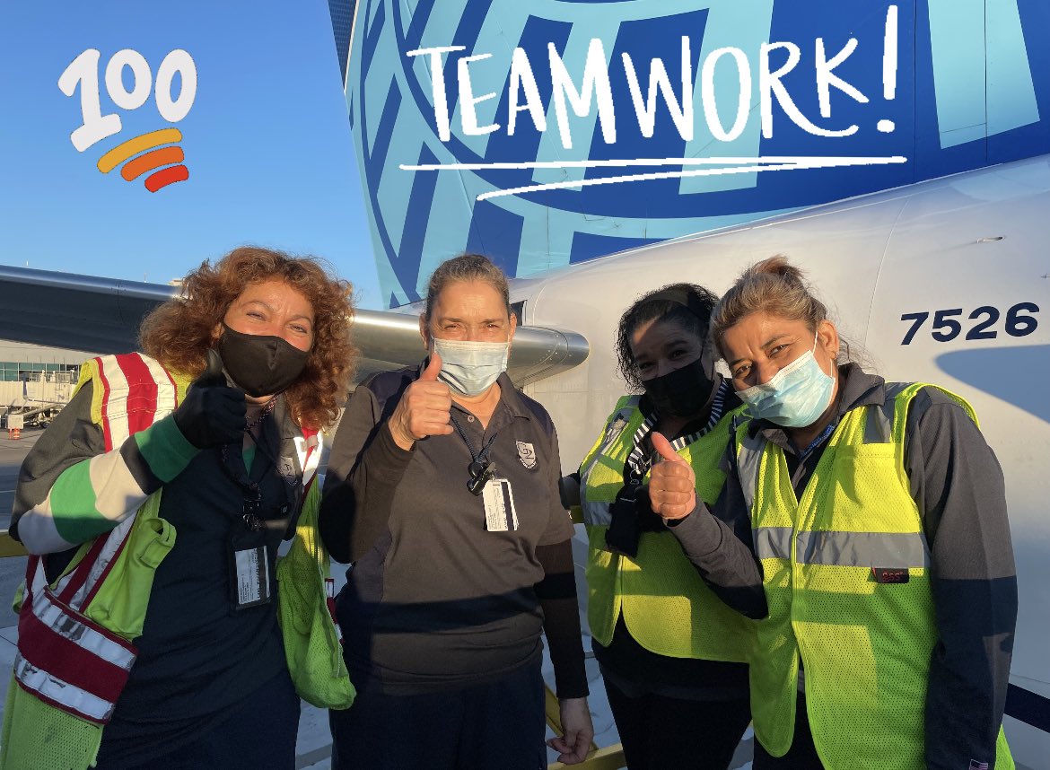 DM_Schmitz's tweet photo. Always a pleasure to observe Lydia and her team from G2. I am pleased to announce that they scored a 100% on their cabin cleaning audit. Thanks for providing consistently clean cabins for our customers. #beingunited @mcgrath_jonna @MikeHannaUAL @Bdubspub @UAKirkORD @SalangaJ https://t.co/WhJBDuu2E0