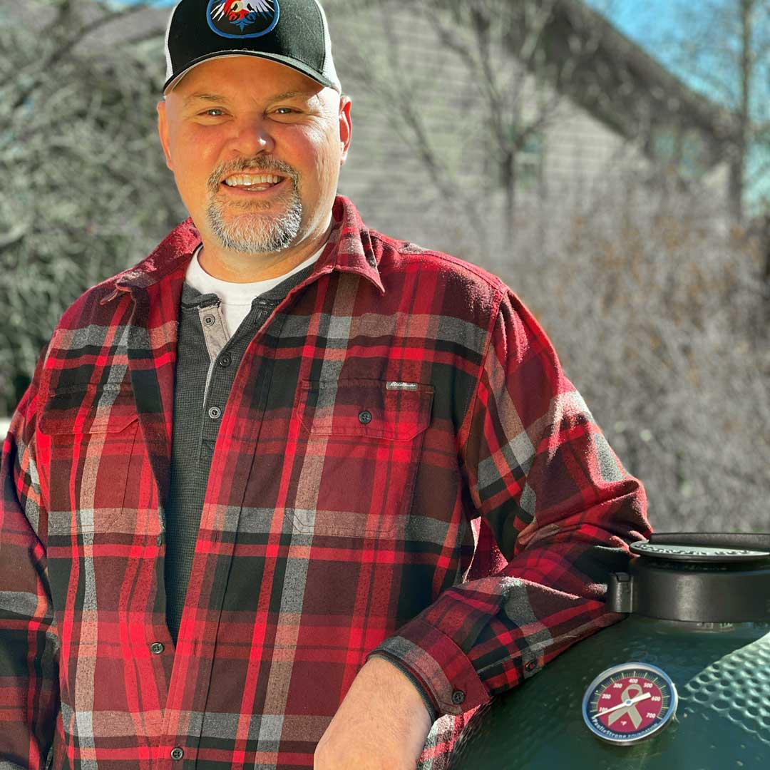 BigGreenEgg's tweet photo. Join #BGETeamGreen Member @colobgebbq tomorrow at 3 PM ET as he takes over our Instagram account to cook his favorite game day snack. 

#BigGreenEgg #Takevoer https://t.co/H8nrvKUtFY