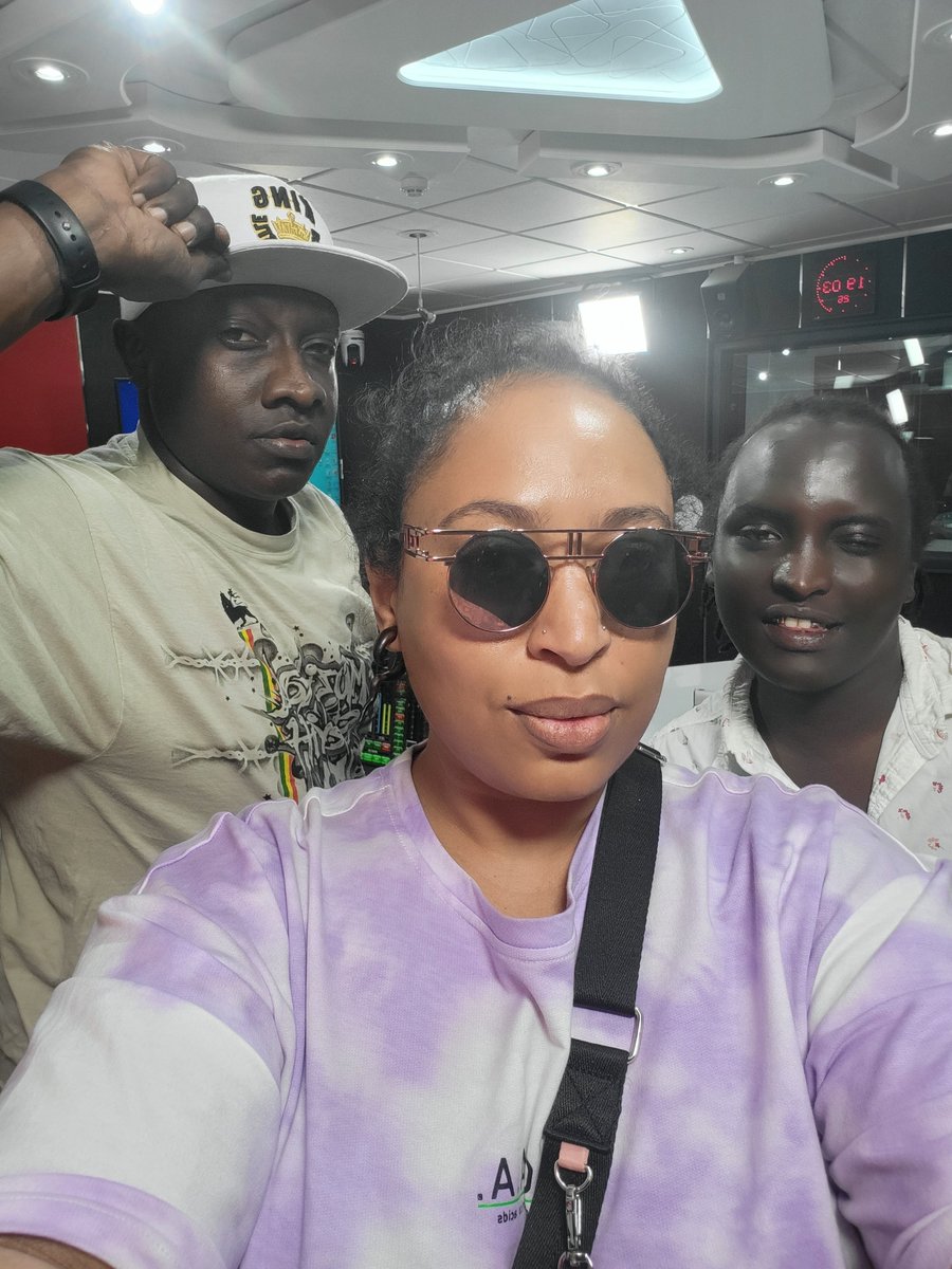 VybezRadioKE's tweet image. #CeaseNSekkleParty
It's a roots-reggae party with the baddest @MuzikalSheriff, @Nazizihirji &amp;amp; @PrezidentBlack 🔥🔥 Inakubambia wapi?