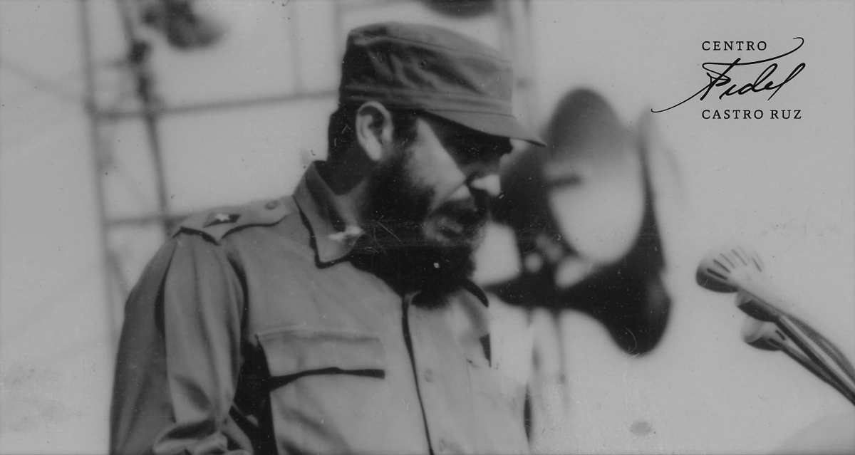 centrofidel's tweet photo. #Fidel:"Nuestro país profundizará sus ideas revolucionarias y llevará adelante sus banderas hasta donde sea capaz, mantendrá su sello propio, resultado de su experiencia y de su historia; y en la ideología, su criterio, su más absoluta independencia (...)". #FidelVive #CubaVive https://t.co/3SSGgtZ4gx