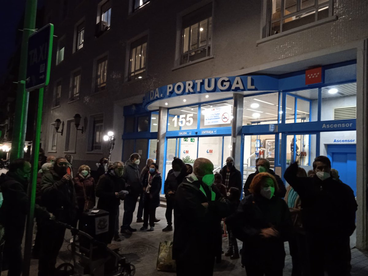 Sanidad pública SOS Puerta del Angel tweet media