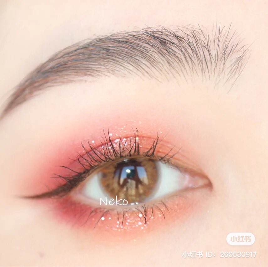 cosme_deli's tweet image. ◇DiTO
    ギャラクシー9色アイシャドウパレット SUN

▷ bit.ly/3ooo1CK

満点の星空のような細かいラメ感と
しっとりとしたパウダリーな質感が特徴のパレット🪐💫

艶カラーからギラギラ輝くグリッターラメ、
深みのある締め色まで揃った万能アイテムです✨

#中国コスメ
#ディト