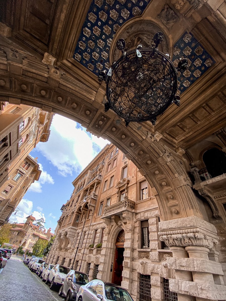 visit_lazio's tweet photo. Era il 1927 quando furono ultimati i lavori del Quartiere Coppedè. Siamo a Roma, nel suo quartiere più bizzarro, che prese il nome dell'archietto che lo realizzò😍
@comuneroma
#FaiUnSaltoNelLazio #RiparTIAMOlazio #LazioIsMe #Roma #Coppede https://t.co/cC7J1dTpxZ