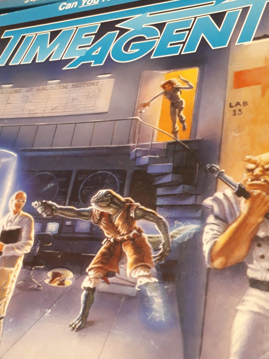 sikkoukakari's tweet photo. Time Agent (1992)
Designer: Thomas Lehmann
プレイヤーは銀河種族の1つを率い現代の状況を変えるため過去へエージェントを送り込む。タイルは過去のイベントと時間の流れを表しており自種族のエージェントを使って敵を攻撃しイベントを反転させ時間の流れを有利な方向へ変更させる。
#TimJimGames https://t.co/AF0URbWJWo