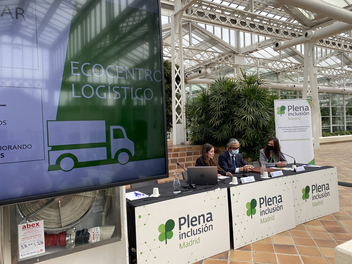 es_empatia's tweet photo. 📒Empatía @es_empatia en la Jornada "Creando Valor en la Economía Circular", por @PlenaMadrid y @FundacionRepsol, esencial la contribución del Tercer Sector para avanzar en la economía circular. @diadespues_org @Ecologing @IngeusES @crecverde @fundacionprodis @DownMadrid https://t.co/DIYY7dcquO