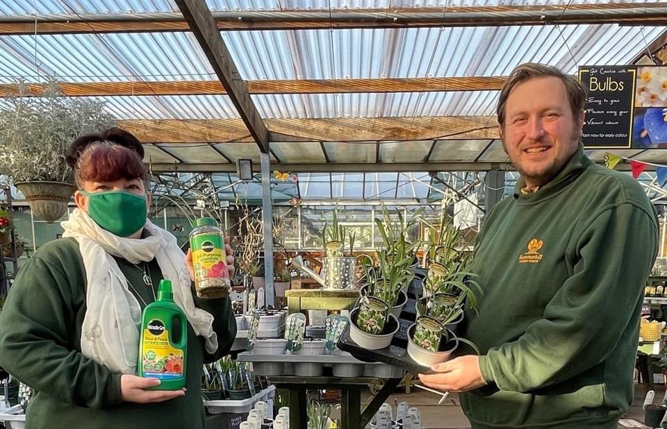 SummerhillGC's tweet image. Snowdrops are like a starting pistol for the growing season, they can always be relied upon to produce gorgeous January flowers that will flourish right through until March. #springbedding #beddingflowers #lovetogarden #gardeningknowhow #howdoesyourgardengrow #summerhillgc