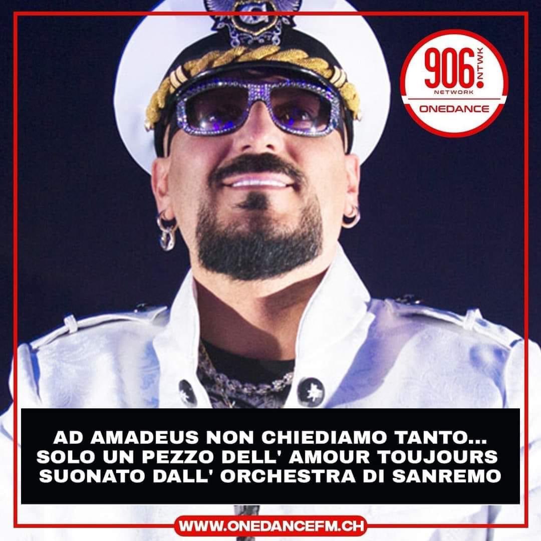 alcyonepleiadi's tweet photo. #GigiDag #Sanremo2022❤️🙌 @AmadeusOnlineIT @RaiUno https://t.co/VuuTsWvRPY