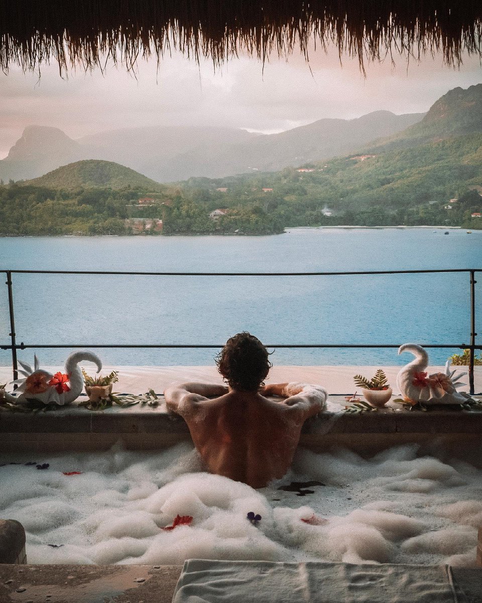 Anantara_Hotels's tweet photo. Some of the best memories are made at bath time at #AnantaraMaiaSeychelles 
📷: sheriffayed

🛀 ✨ 👉 https://t.co/jmwlTYgVA1 https://t.co/Zez1Ql1Xtr