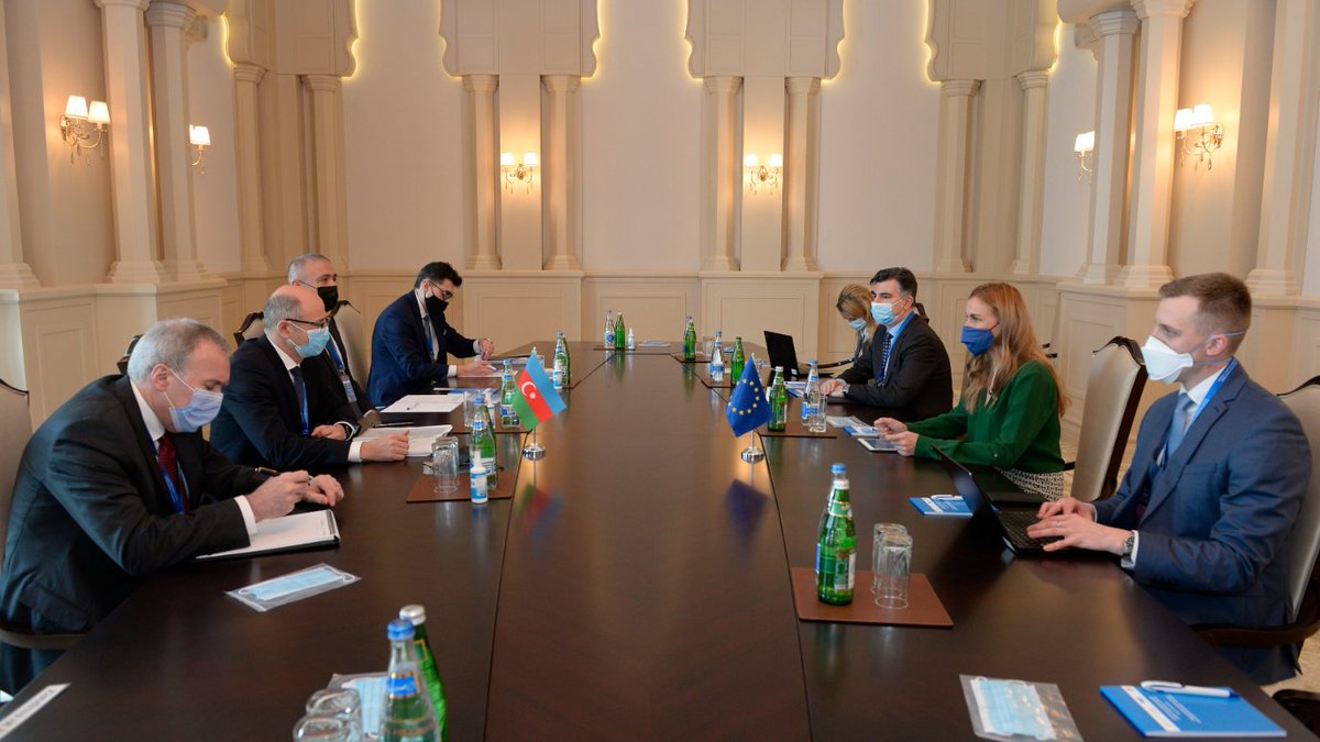 Very good in depth discussion on #energy co-operation with <a href="/ParvizShahbazov/">Parviz Shahbazov</a>, the Energy Minister of 🇦🇿

We agreed to step-up our partnership, both in the gas sector, but also in the field of #renewables.