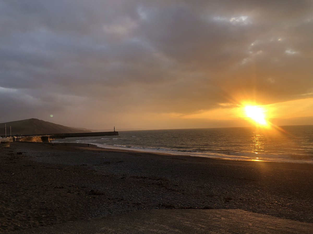 Hannah Thomas (@_hannahm_t) on Twitter photo About half way through my 4 weeks studying at <a href="/AberUni/">Aberystwyth University</a> and it’s been fab. Unfortunately the only pics I have terribly awkward self timer ones and a few nice sunsets 😂 About half way through my 4 weeks studying at <a href="/AberUni/">Aberystwyth University</a> and it’s been fab. Unfortunately the only pics I have terribly awkward self timer ones and a few nice sunsets 😂