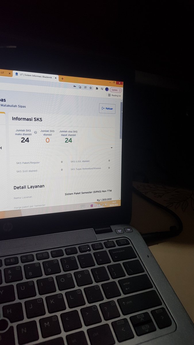 desibeary's tweet photo. @UT_Jakarta Permisi, ijin bertanya. Jika akan daftar karil dan tugas akhur bagaimana caranya ya? alih kredit sudah slesai dan seluruh matkul sudah lulus. mohon infonya takut kelewat. terima kasih. https://t.co/meQKe07Dxr