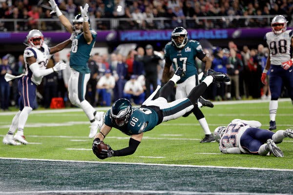 thomasrp93's tweet photo. 4th of february will always be special.

Legendary 💚
#Eagles https://t.co/FTy7cQfgBQ